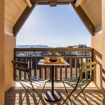 Les Arts-2 By Interhome Appartement