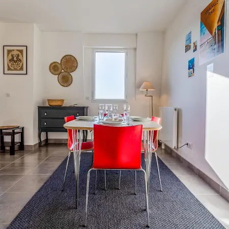 Appartement Les Arts-2 By Interhome Deauville