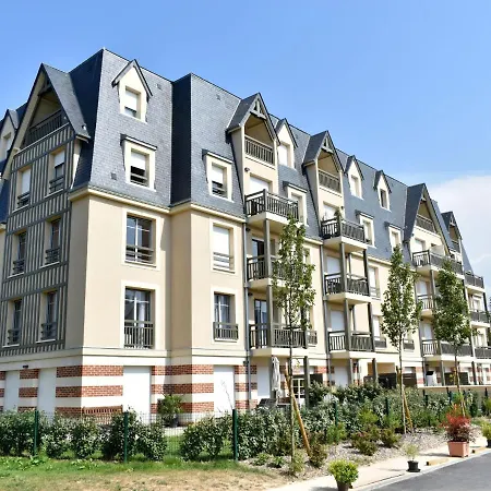 Appartement Les Arts-2 By Interhome Deauville